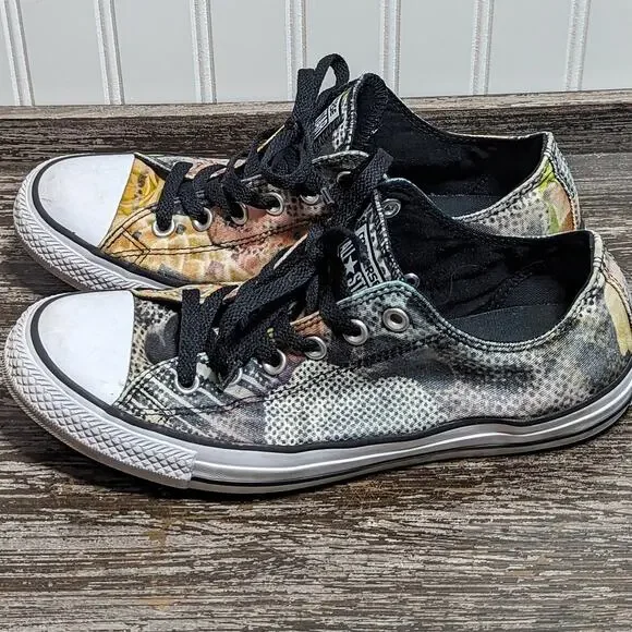 Converse Women's Multicolor Limited Edition Digital Floral Sneaker Size 9.5 - Picture 3 of 6